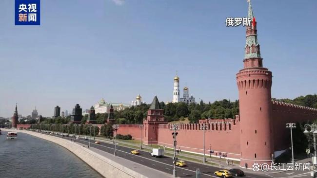 泽连斯基松口了 愿举行选举